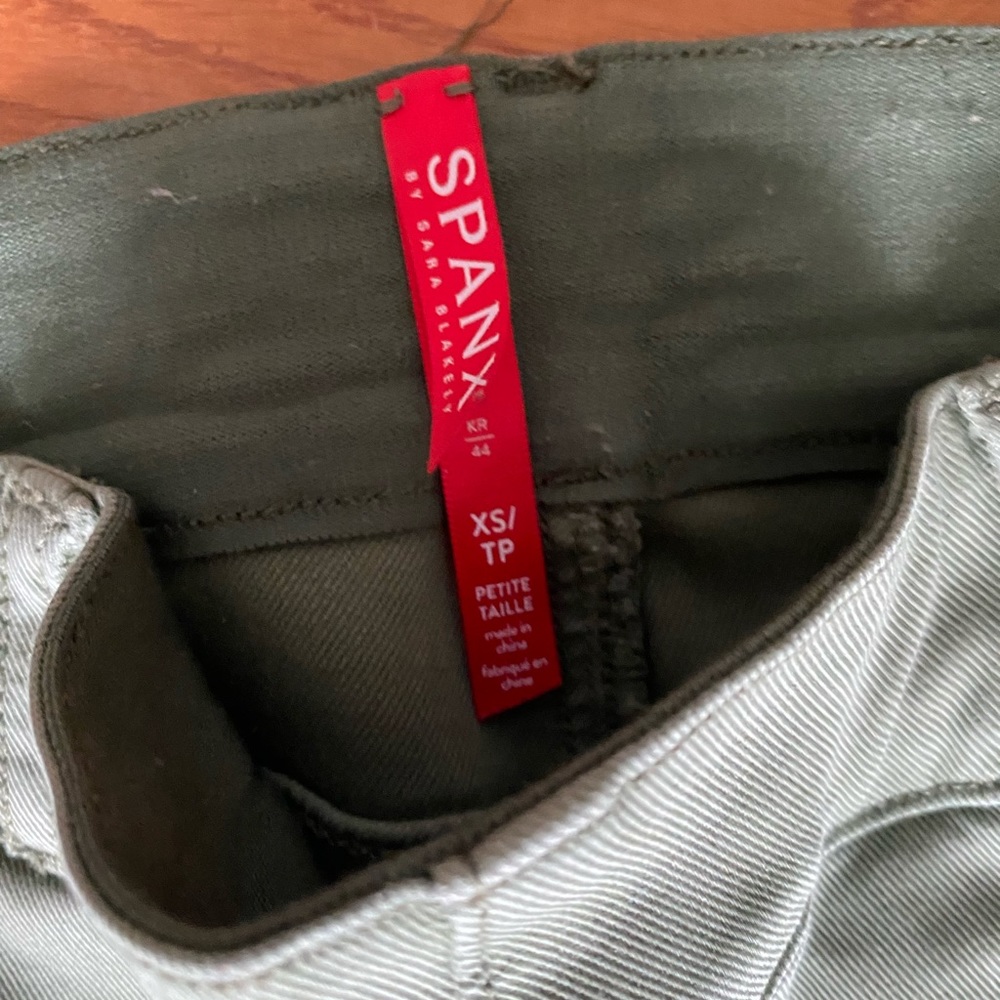 Spanx pants - Picture 3 of 3